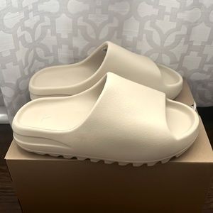 BRAND NEW BONE YEEZY SLIDES